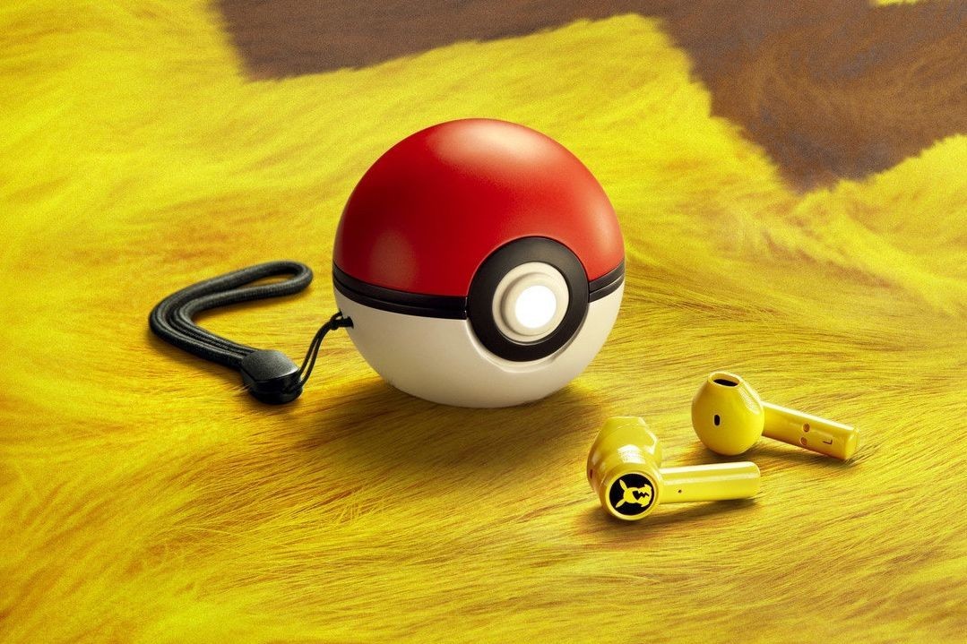 Razer's New Pikachu True Wireless Earbuds Comes With Poké Ball Charging Case - Marque De Luxe